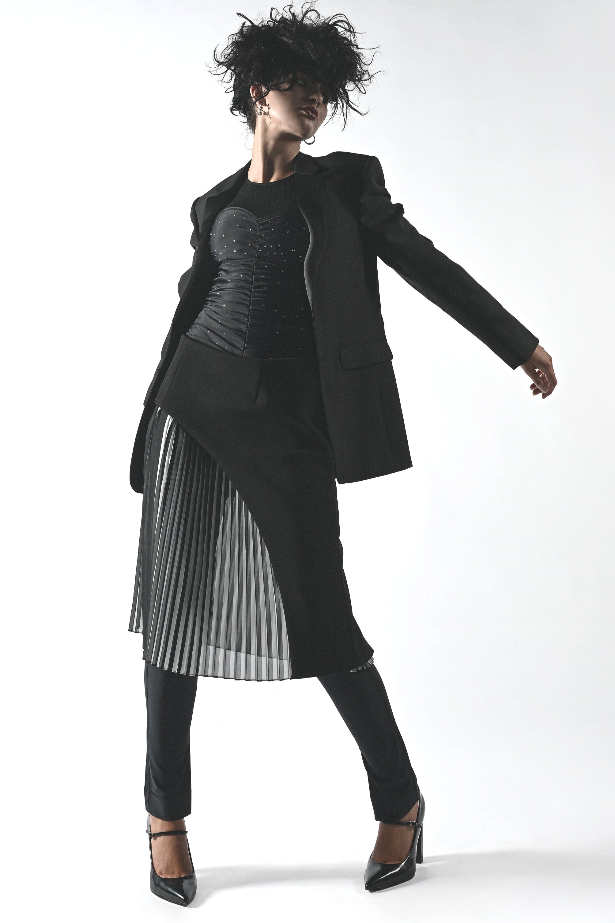 Noir Élan Pleated Skirt