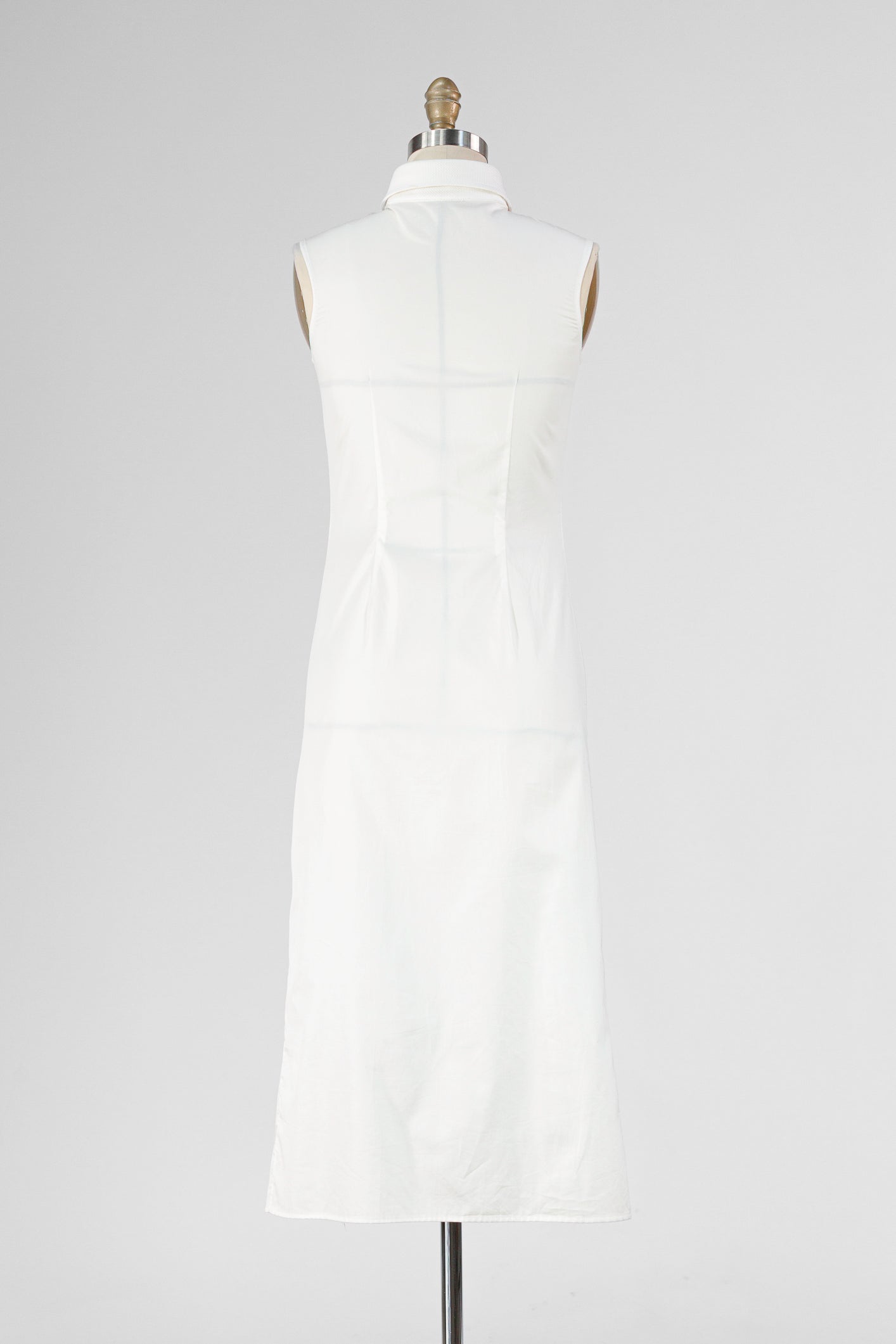 Élégance Structurée Sleeveless Dress