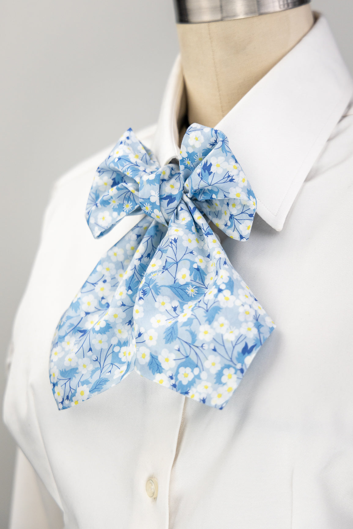 Cherry Blossom Cravat