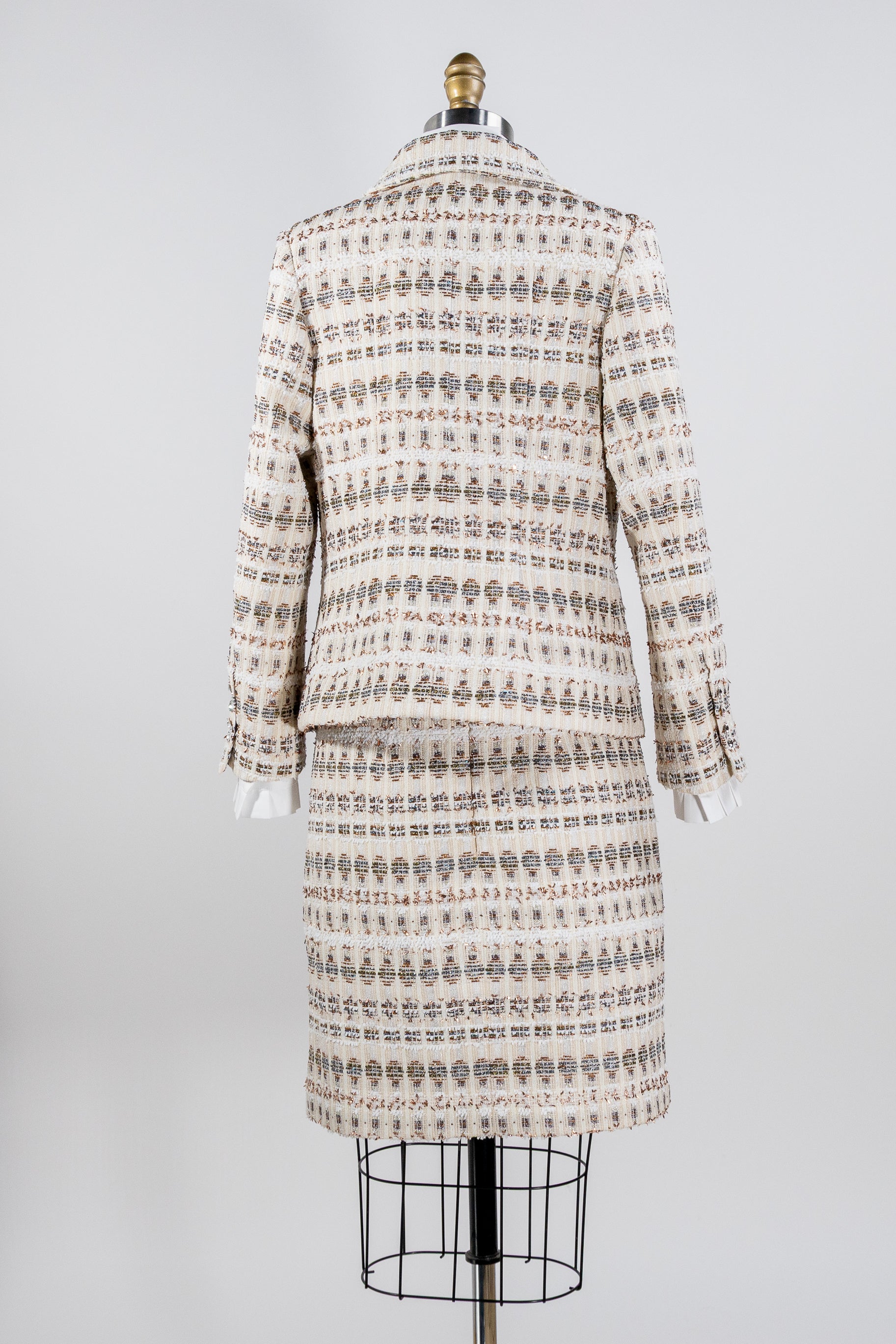 Arielle Handcrafted Tweed Ensemble With Floral Hand Embroidery Success