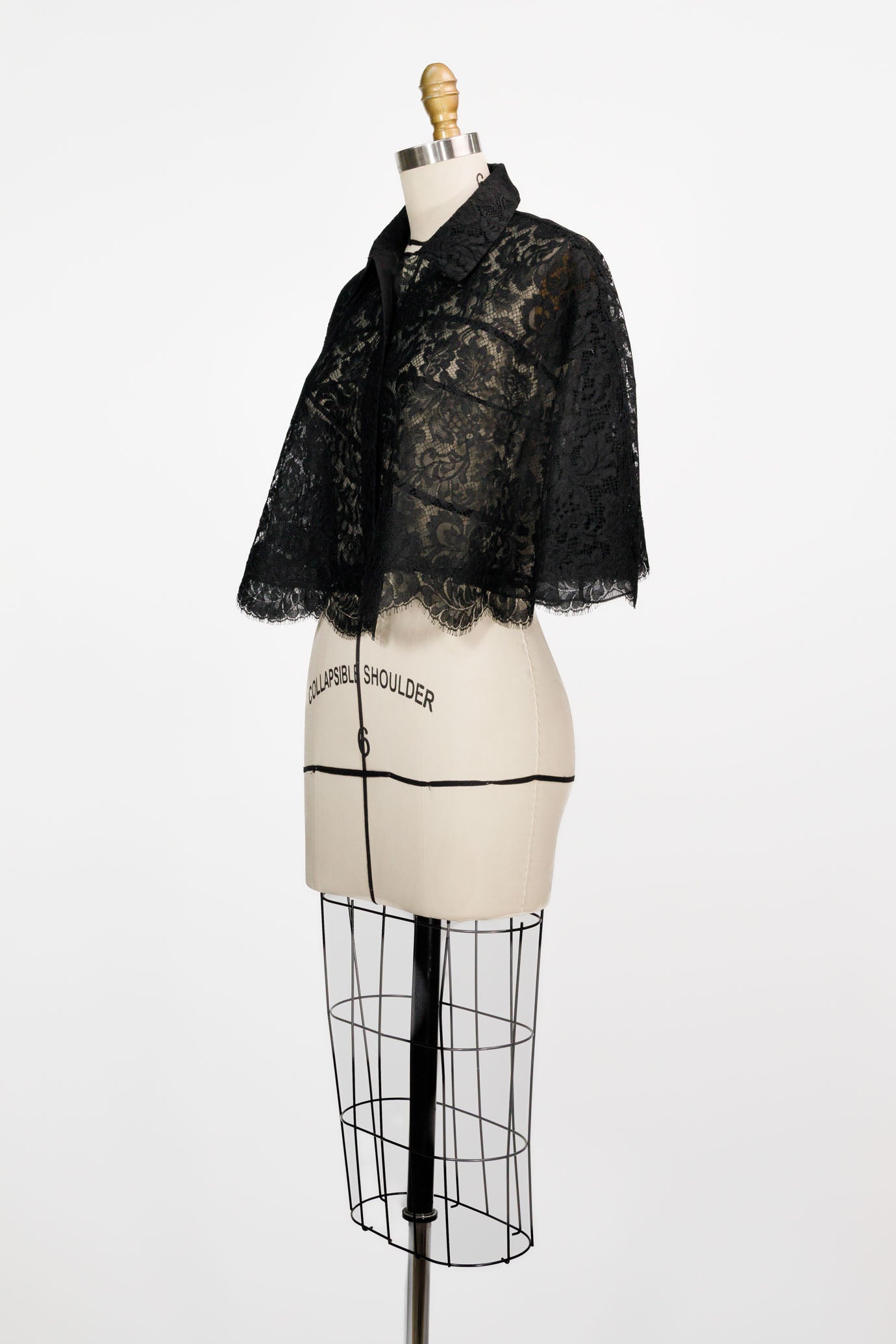 The Selene Capelet