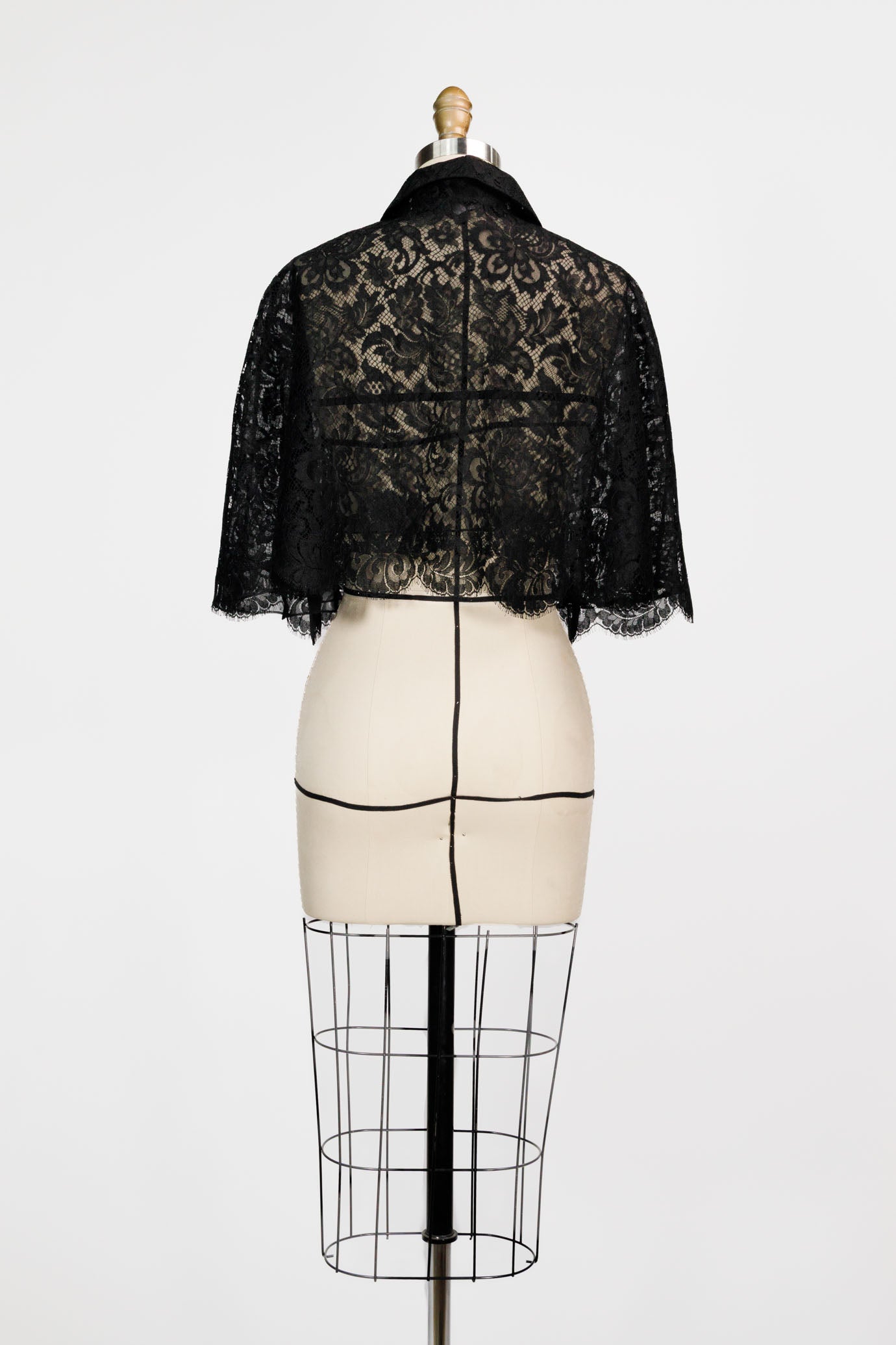 The Selene Capelet