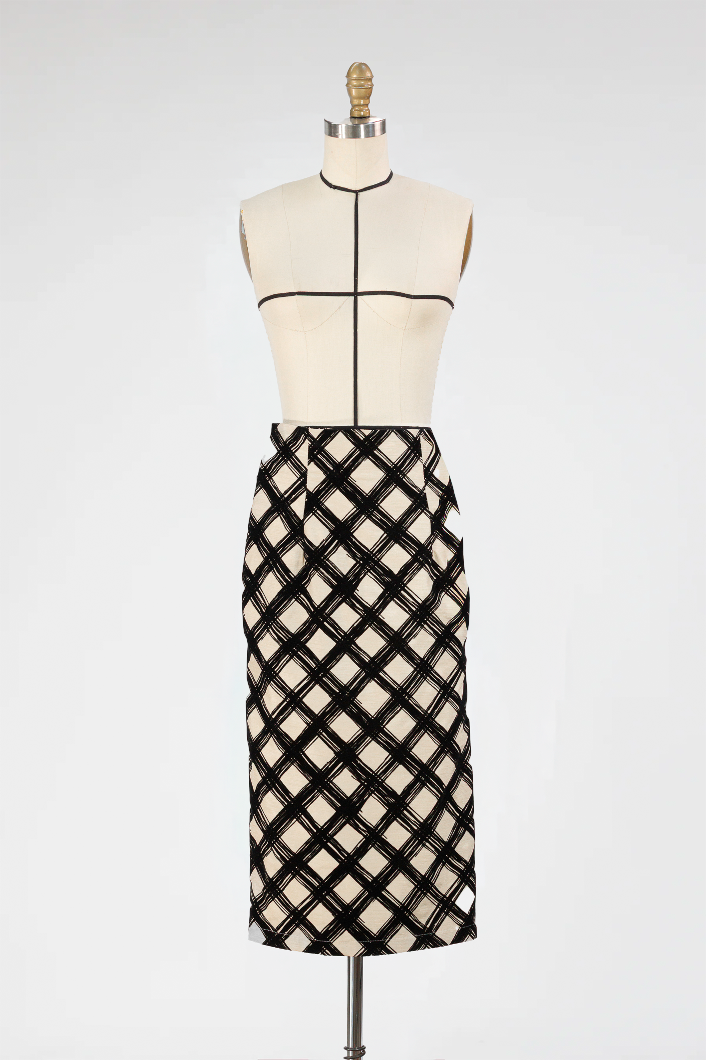 Graphic Grid Pencil Skirt