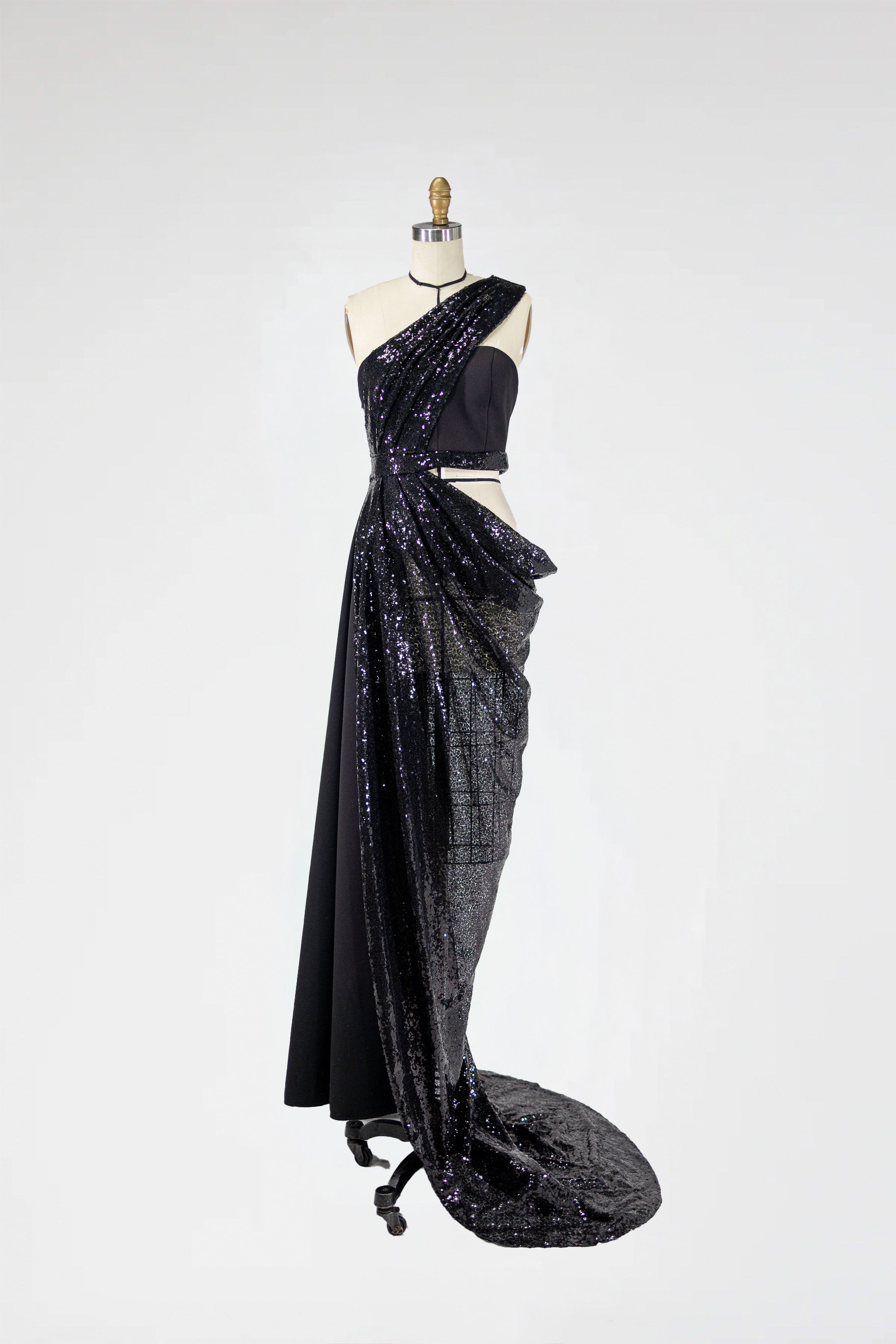 Eclipse Noir Evening Gown