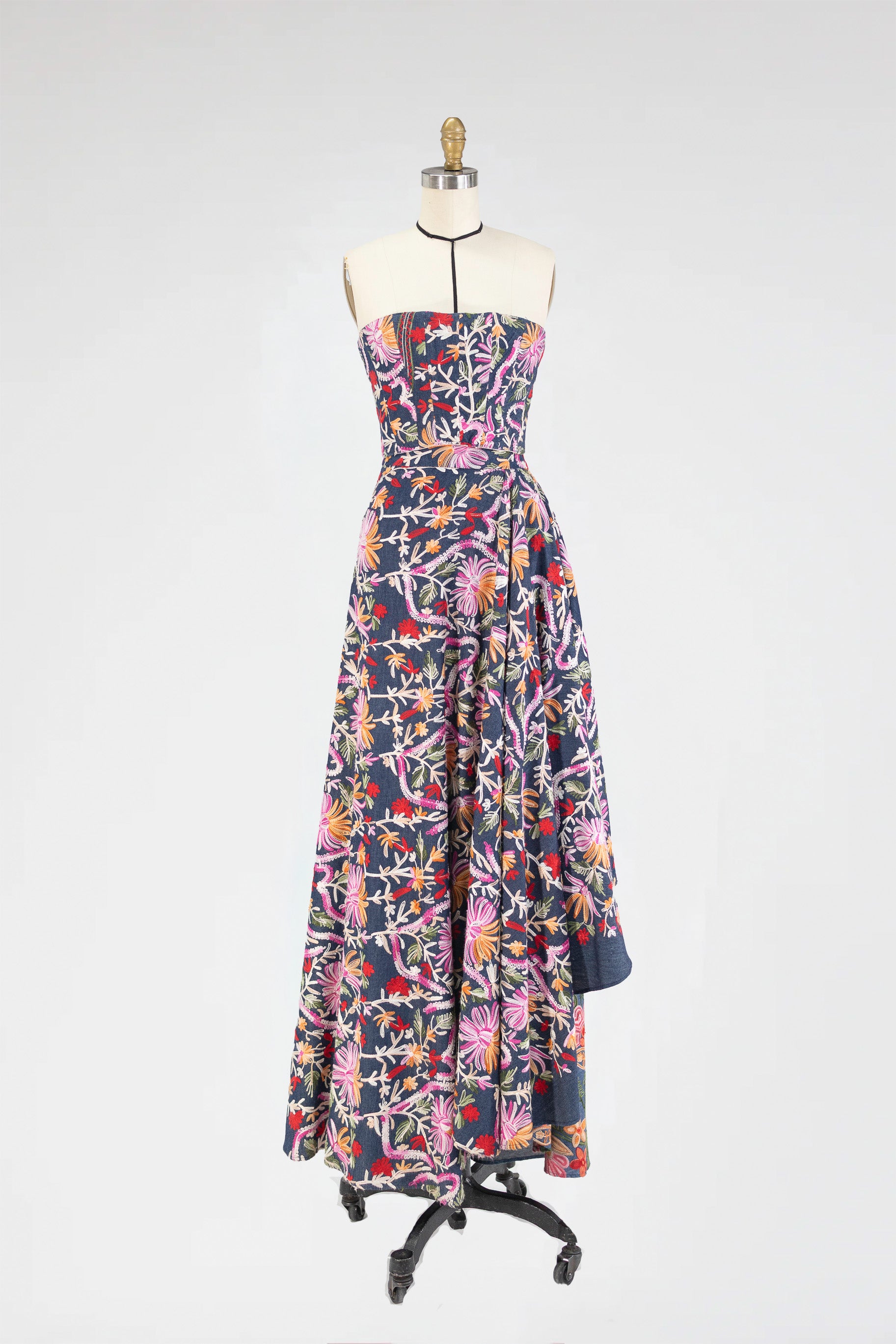 Flor del Sol Ensemble – Strapless Embroidered Corset Top and Maxi Skirt Set