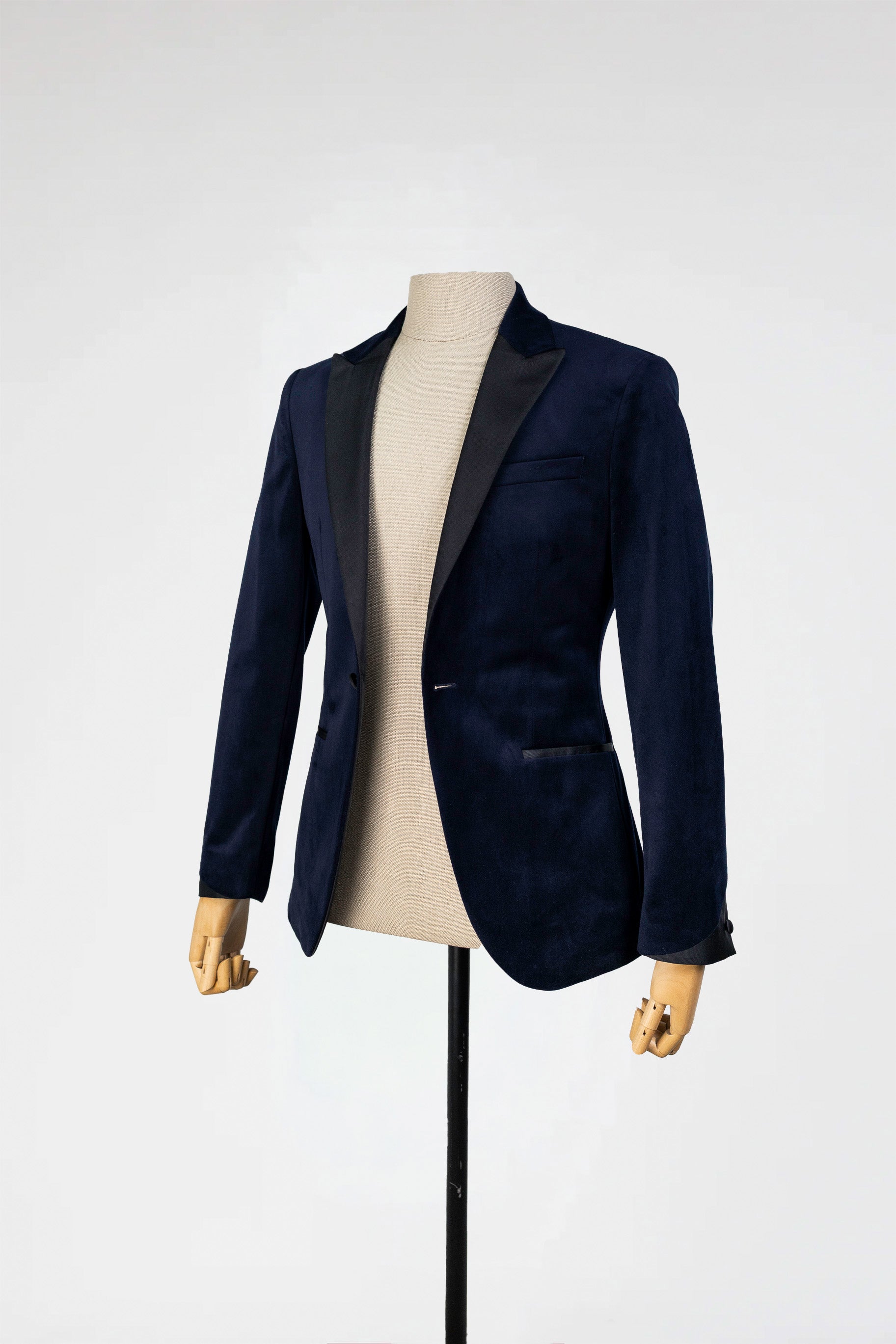 Mans Wool Blend Tuxedo Jacket